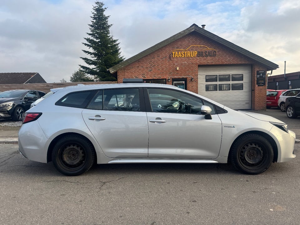 Toyota Corolla 1,8 Hybrid H2 Touring Sports MDS 5d