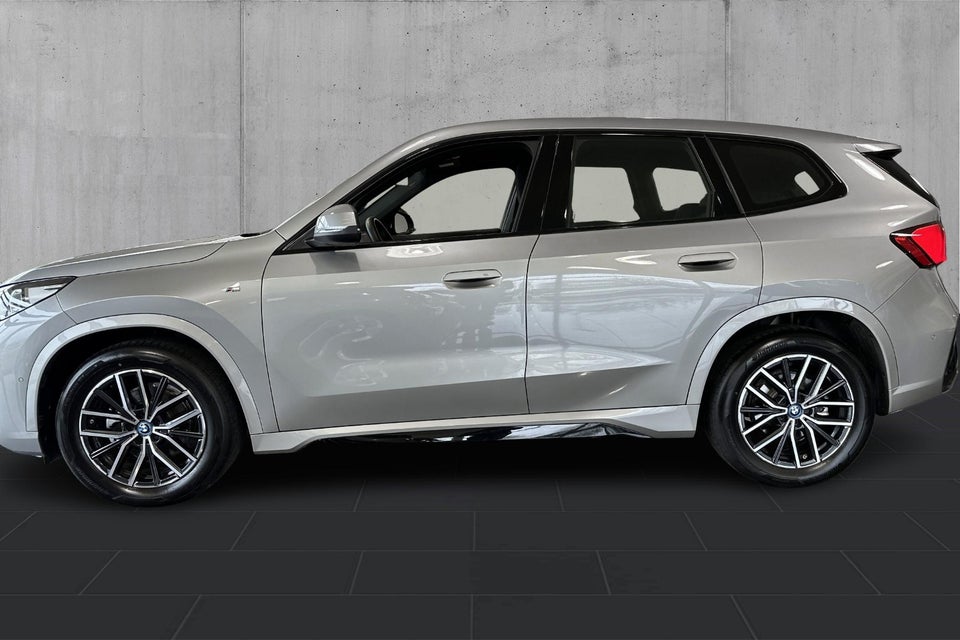 BMW iX1 eDrive20 M-Sport 5d
