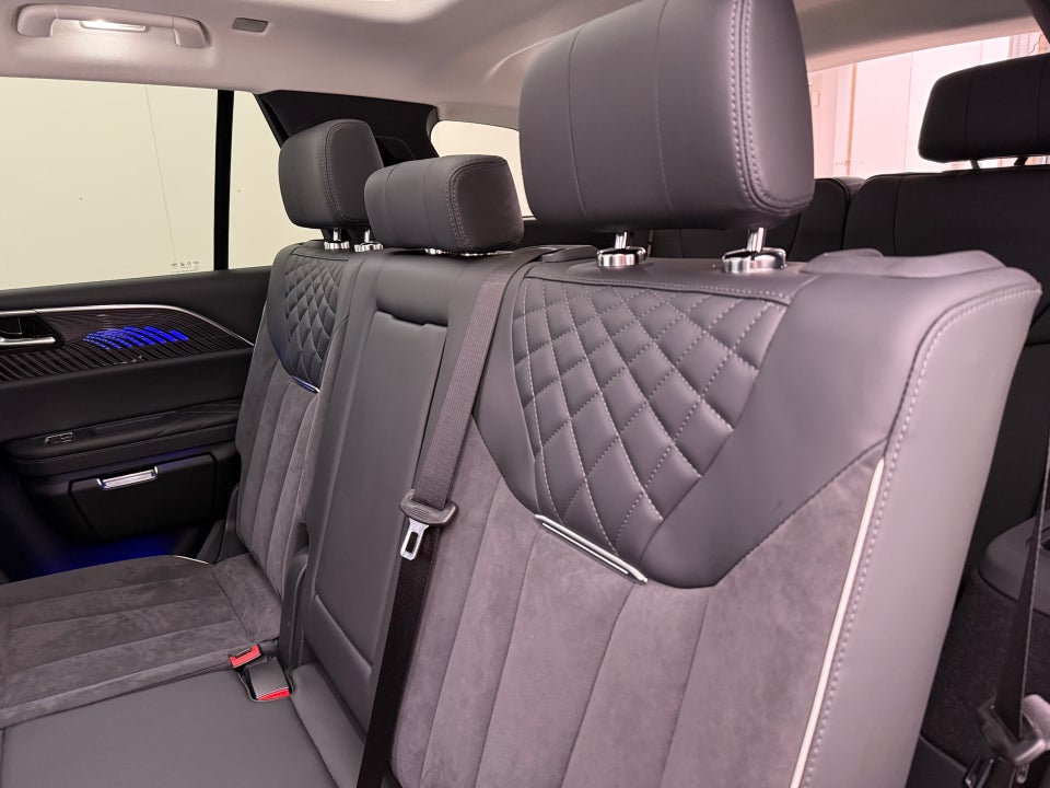 Hongqi E-HS9 99 Premium 5d