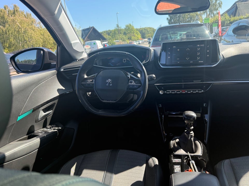 Peugeot 208 1,5 BlueHDi 100 Allure Sky 5d