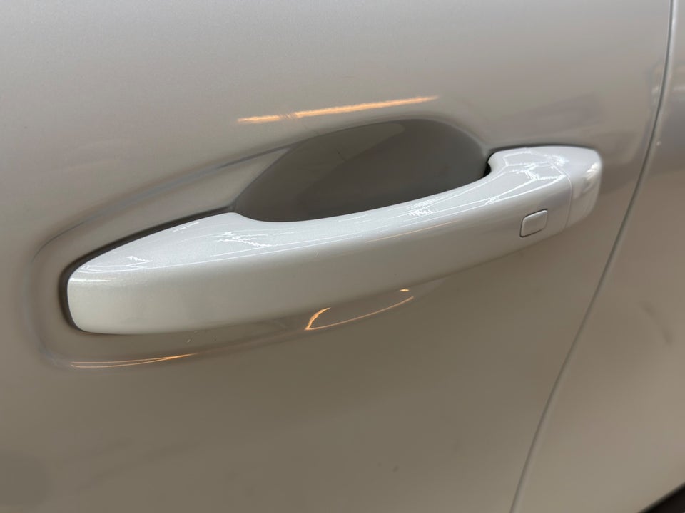 Renault Arkana 1,6 E-Tech Intens 5d
