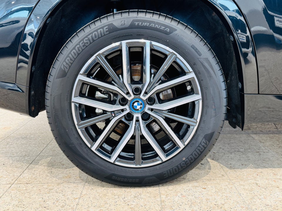 BMW iX1 eDrive20 M-Sport 5d