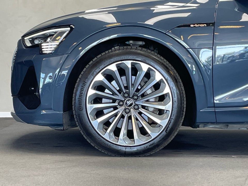 Audi e-tron 55 S-line Sportback quattro 5d