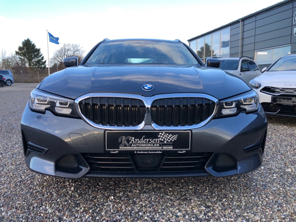 BMW 330e 2,0 Touring Sport Line aut. 5d