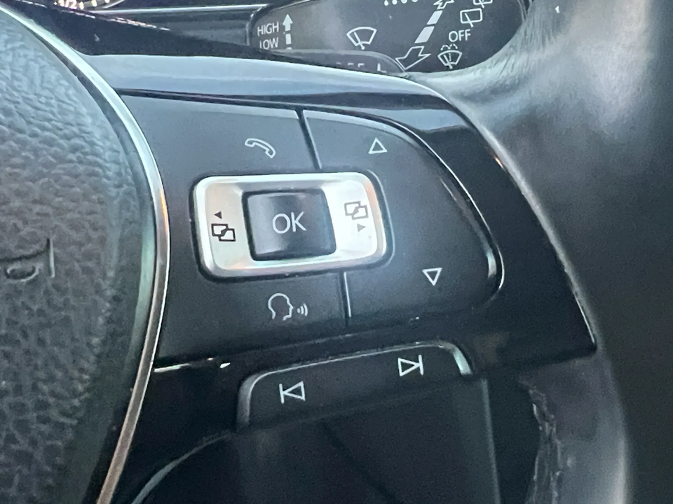 VW Golf VII 1,5 TSi 130 Comfortline DSG 5d