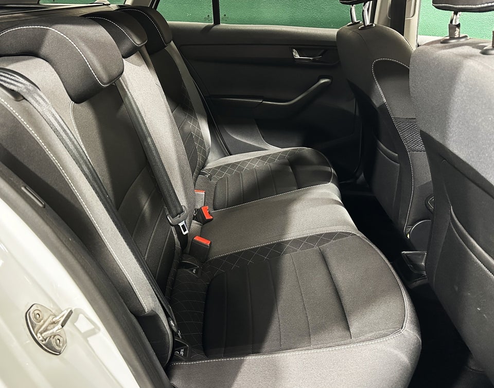 Skoda Fabia 1,0 TSi 110 Ambition Combi DSG 5d