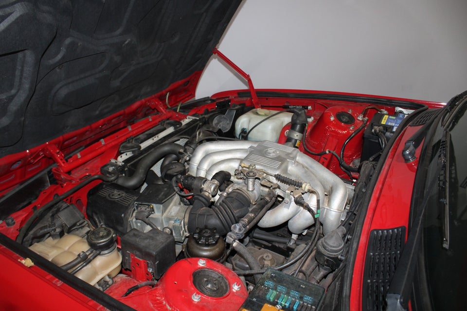 BMW 320i 2,0 Cabriolet 2d