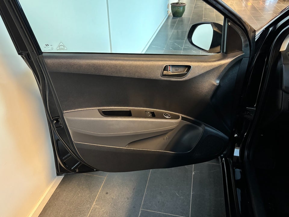 Hyundai i10 1,0 Trend 5d