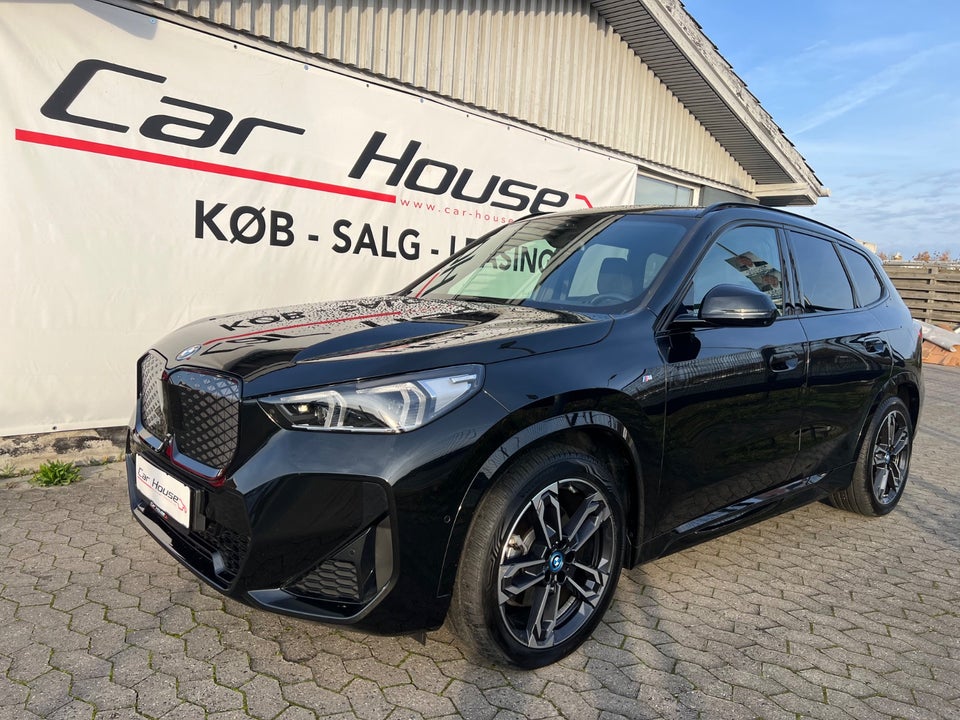BMW iX1 xDrive30 M-Sport Premium 5d