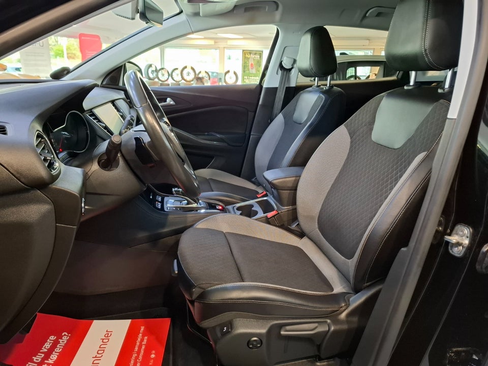 Opel Grandland X 1,6 Hybrid Ultimate aut. 5d