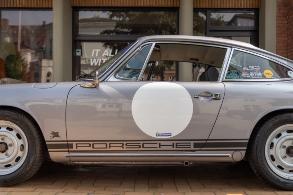 Porsche 911 2,2 Coupé L SWB 2d