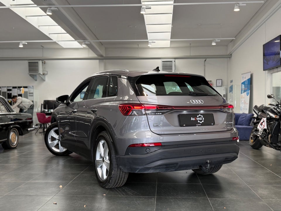 Audi Q4 e-tron 40  5d