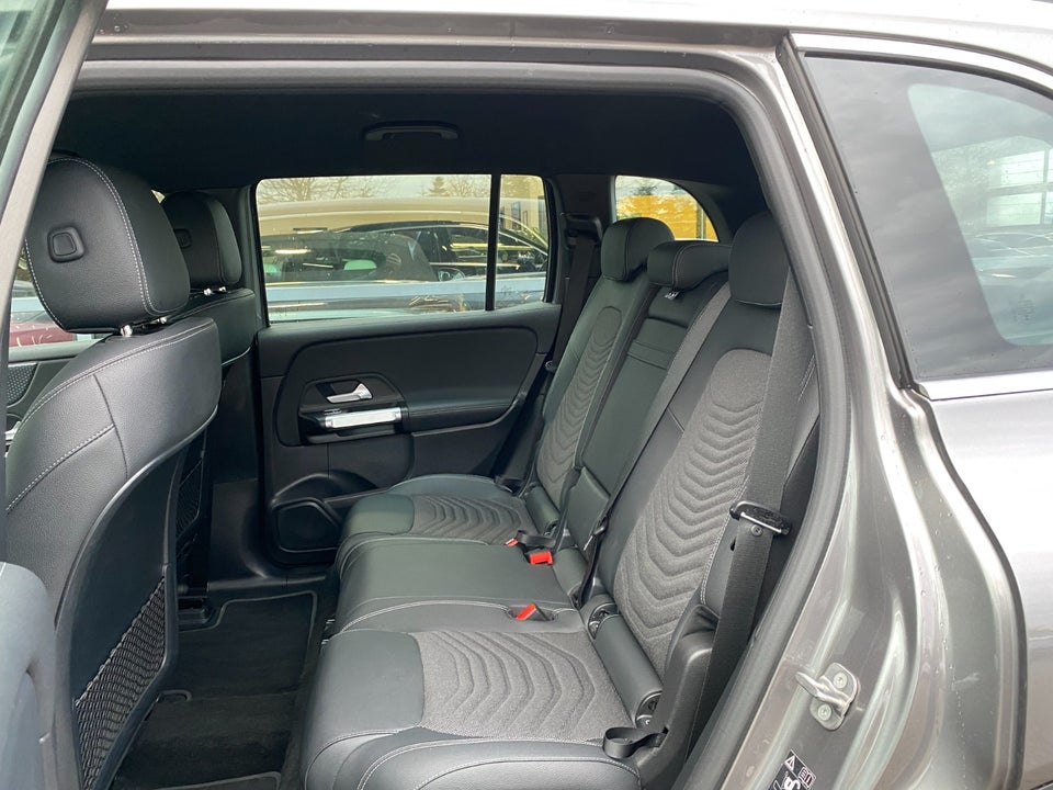 Mercedes EQB250+ Progressive 5d