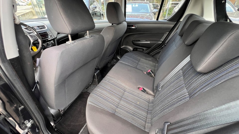 Suzuki Swift 1,2 Dualjet Comfort 5d