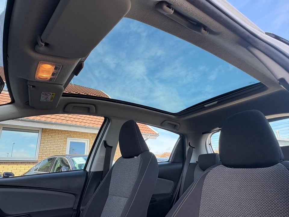 Toyota Yaris 1,5 Hybrid H2 Komfort Sport e-CVT 5d