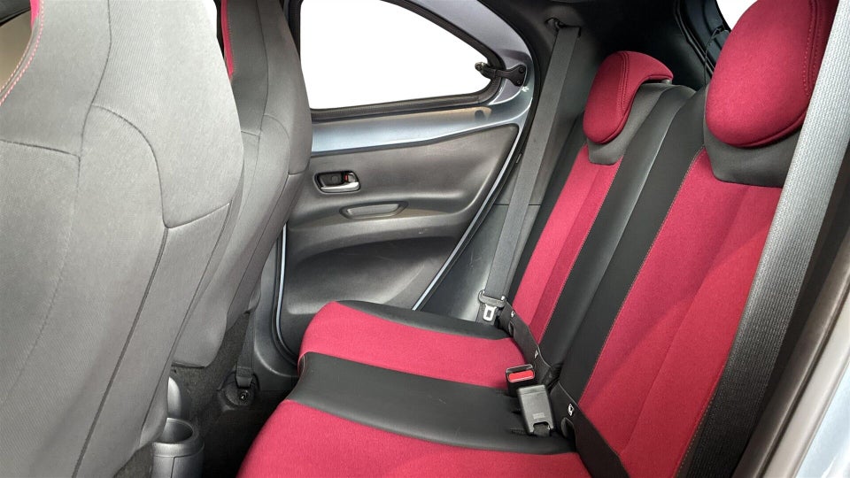 Toyota Aygo X 1,0 Undercover 5d