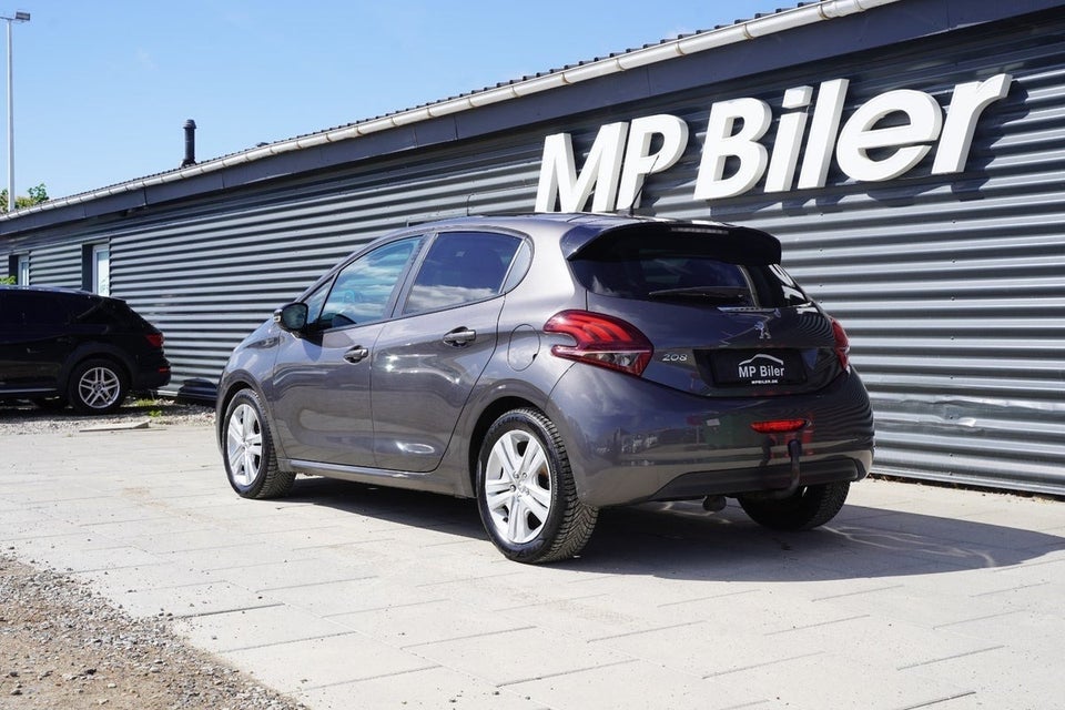 Peugeot 208 1,5 BlueHDi 100 Signature Sky 5d