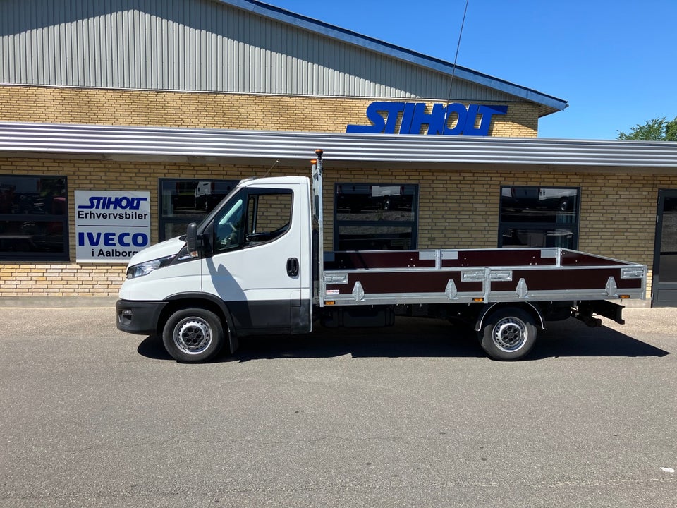 Iveco Daily 2,3 35S14 3750mm Lad AG8 2d