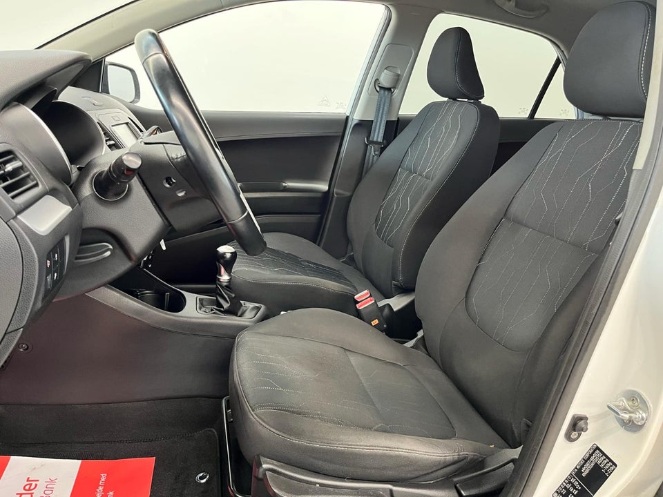 Kia Picanto 1,0 Attraction 5d