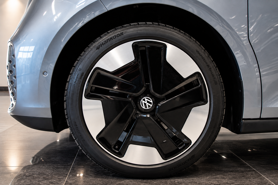 VW ID. Buzz 77 Pro Design SWB 5d