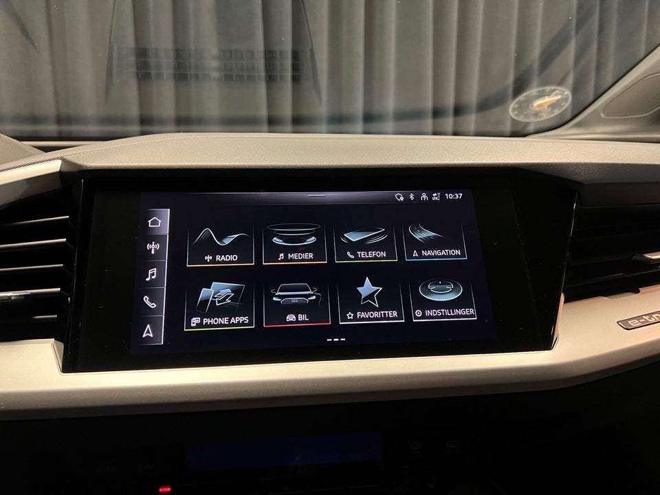 Audi Q4 e-tron 40  5d