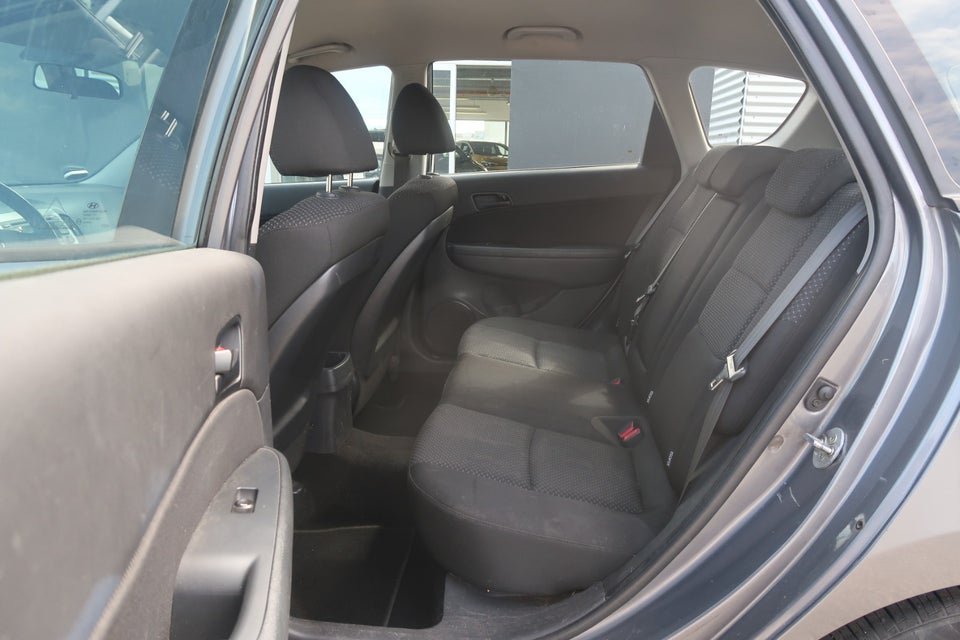 Hyundai i30 1,6 CRDi 90 Comfort CW 5d