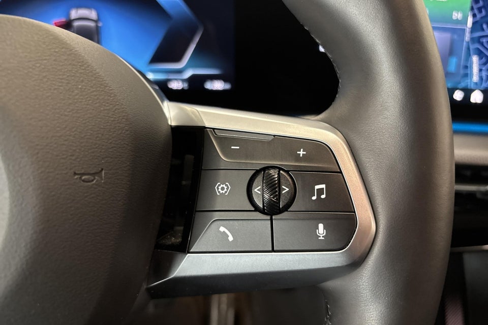 BMW iX1 eDrive20 M-Sport Pro 5d