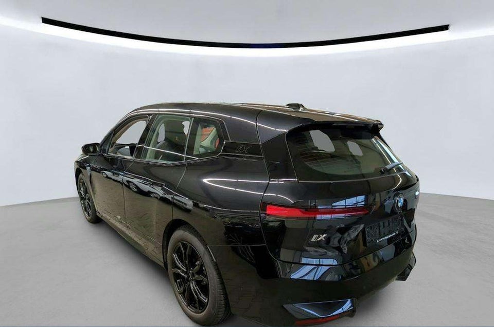 BMW iX xDrive45 5d