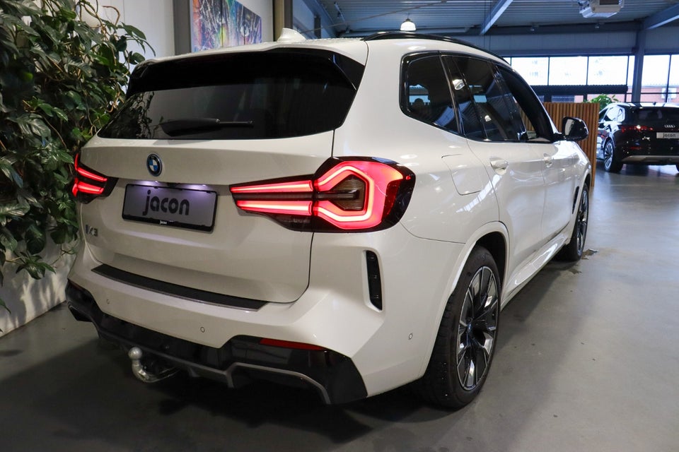 BMW iX3 Charged Plus 5d