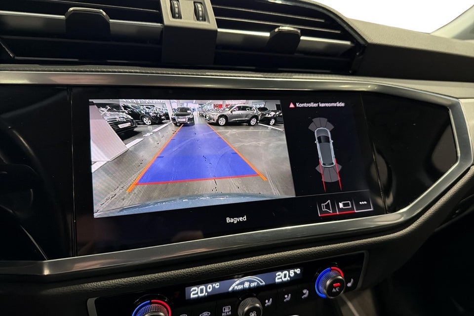 Audi Q3 45 TFSi e Attitude plus S-tr. 5d