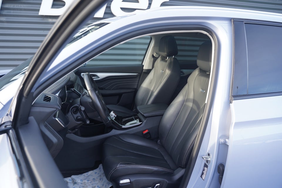 MG Marvel R Luxury 5d