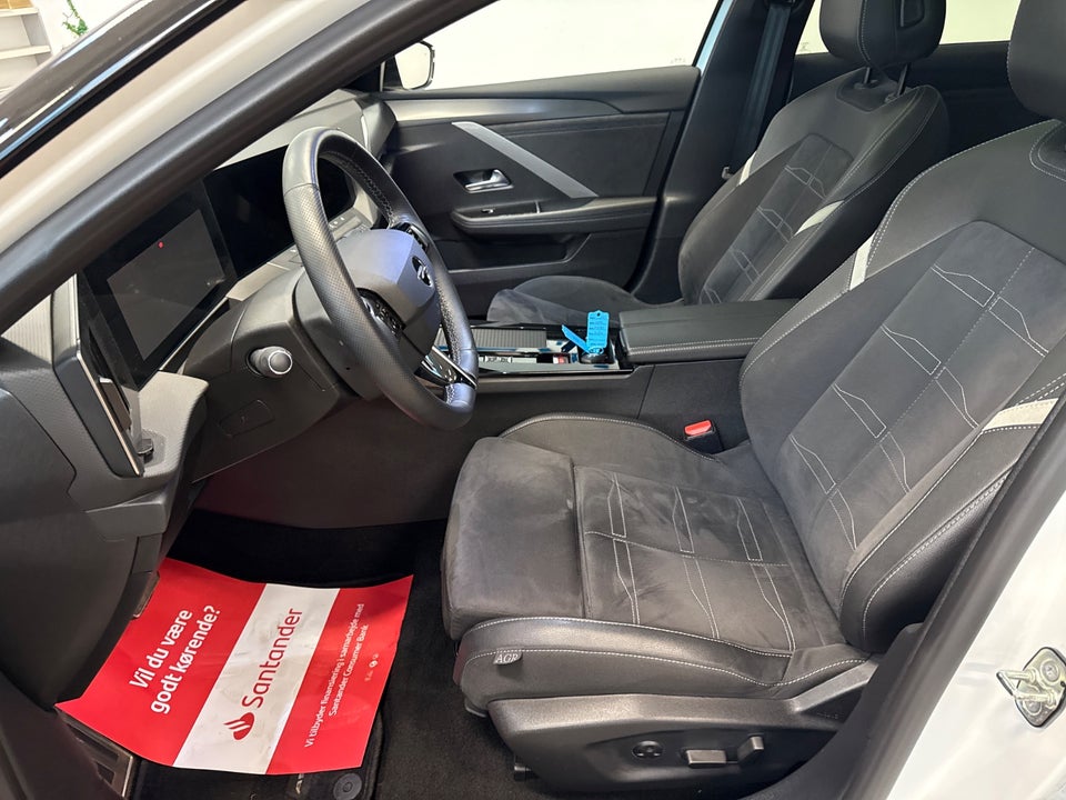 Opel Astra-e 54 Ultimate 5d