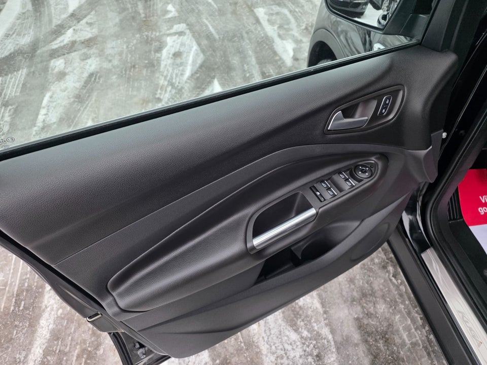 Ford Kuga 1,5 SCTi 150 Titanium 5d