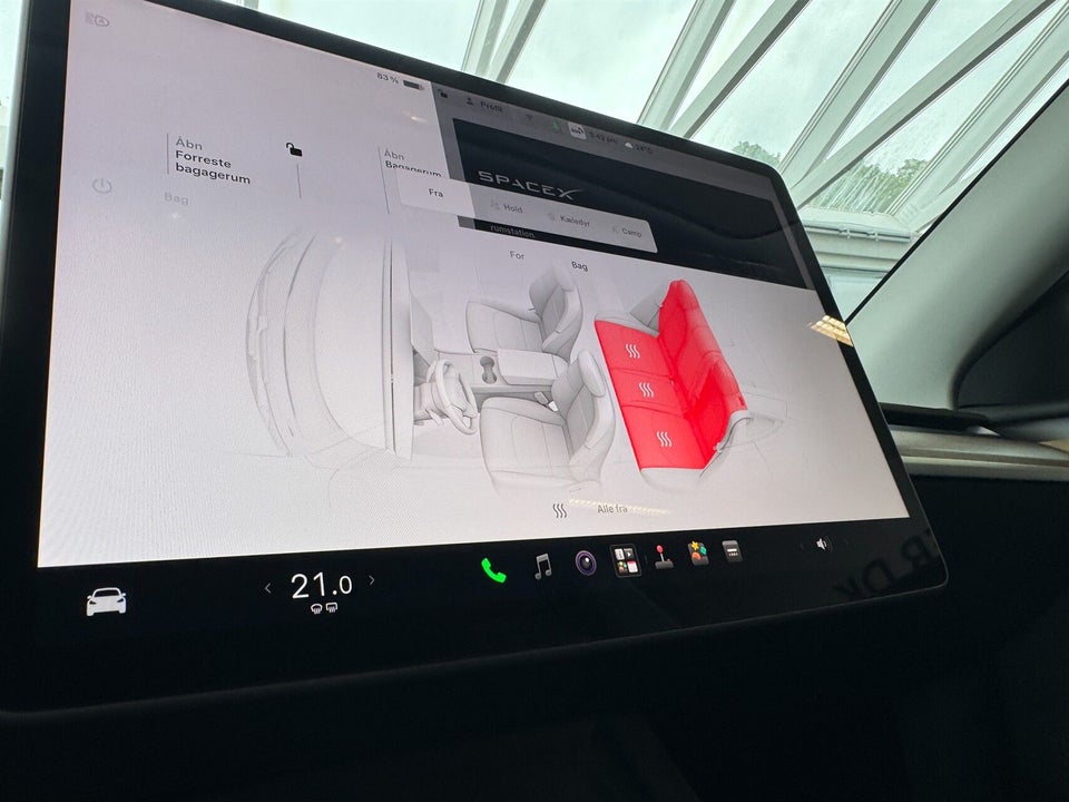 Tesla Model Y Long Range AWD 5d