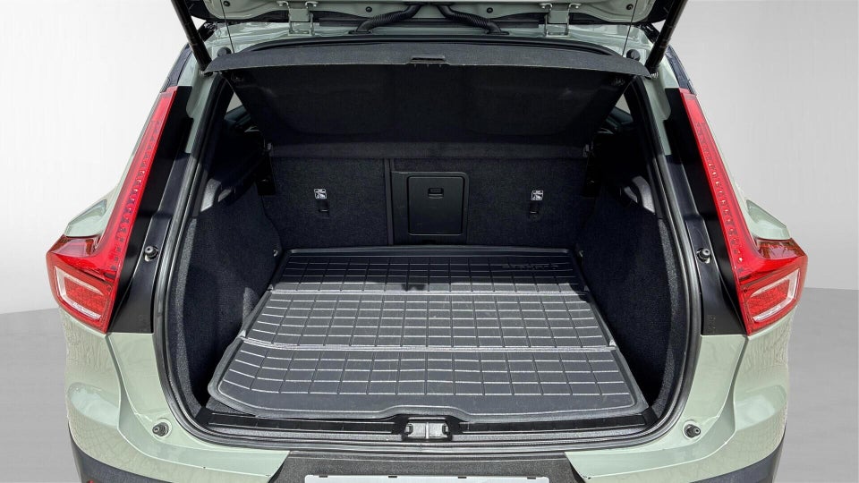 Volvo XC40 P6 ReCharge Plus 5d
