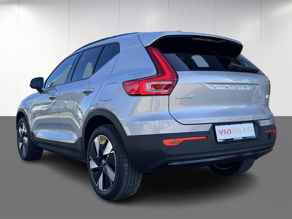 Volvo XC40 ReCharge Extended Range Plus 5d