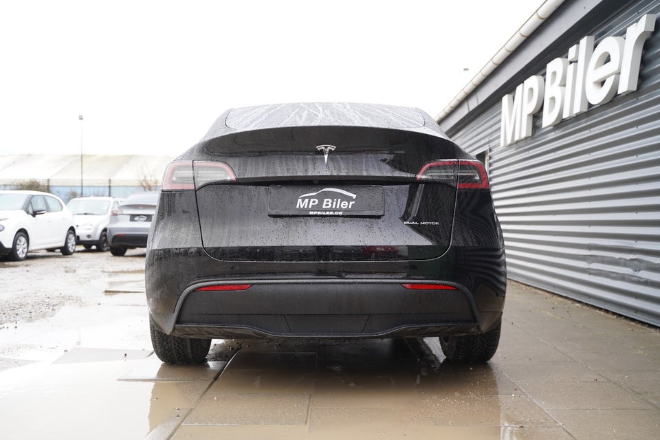 Tesla Model Y Long Range AWD 5d