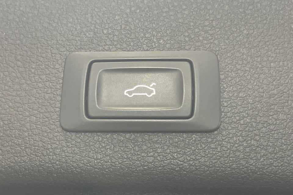 Audi SQ8 e-tron quattro 5d