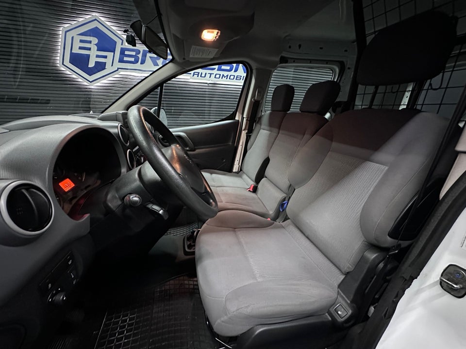 Peugeot Partner 1,6 BlueHDi 100 L1 Flex Van 5d