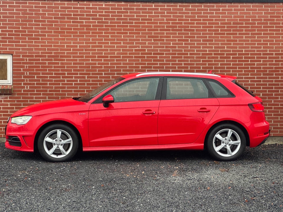 Audi A3 1,4 e-tron Ambiente Sportback S-tr. 5d