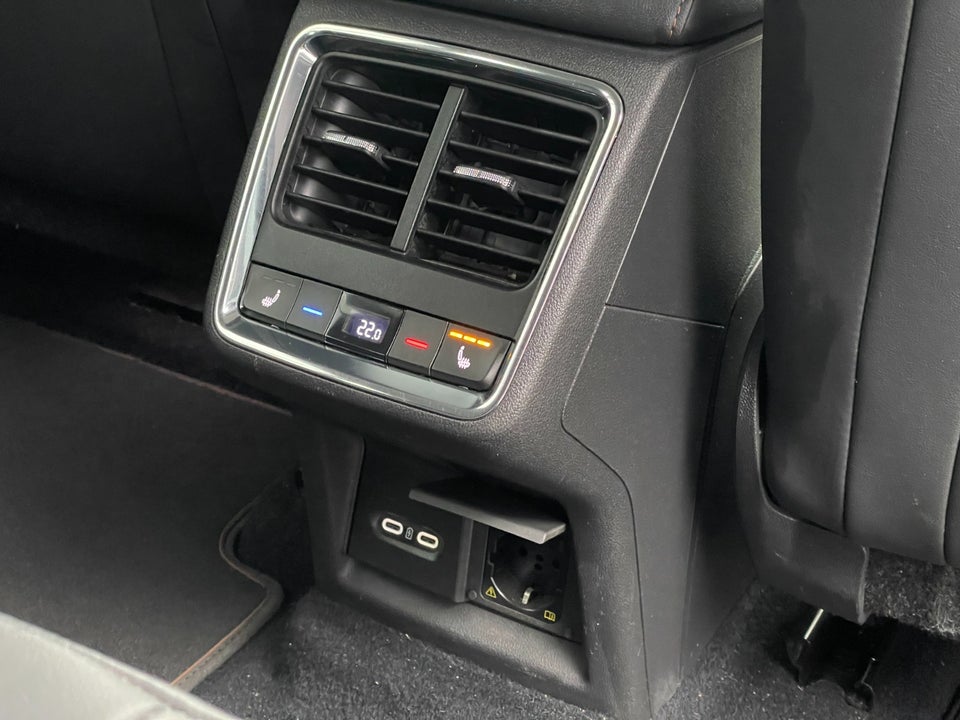 Skoda Enyaq 80 iV Plus Suite 5d