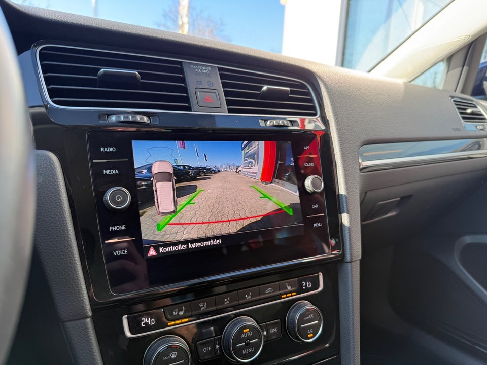 VW Golf VII 1,5 TSi 150 Highline Connect Variant DSG 5d