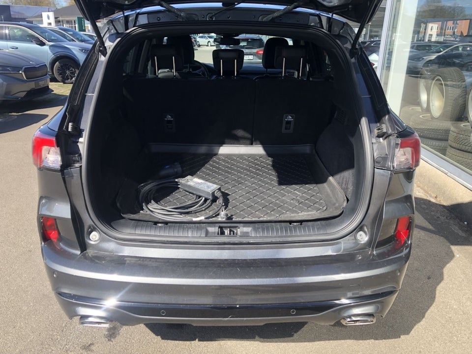 Ford Kuga 2,5 PHEV ST-Line CVT 5d