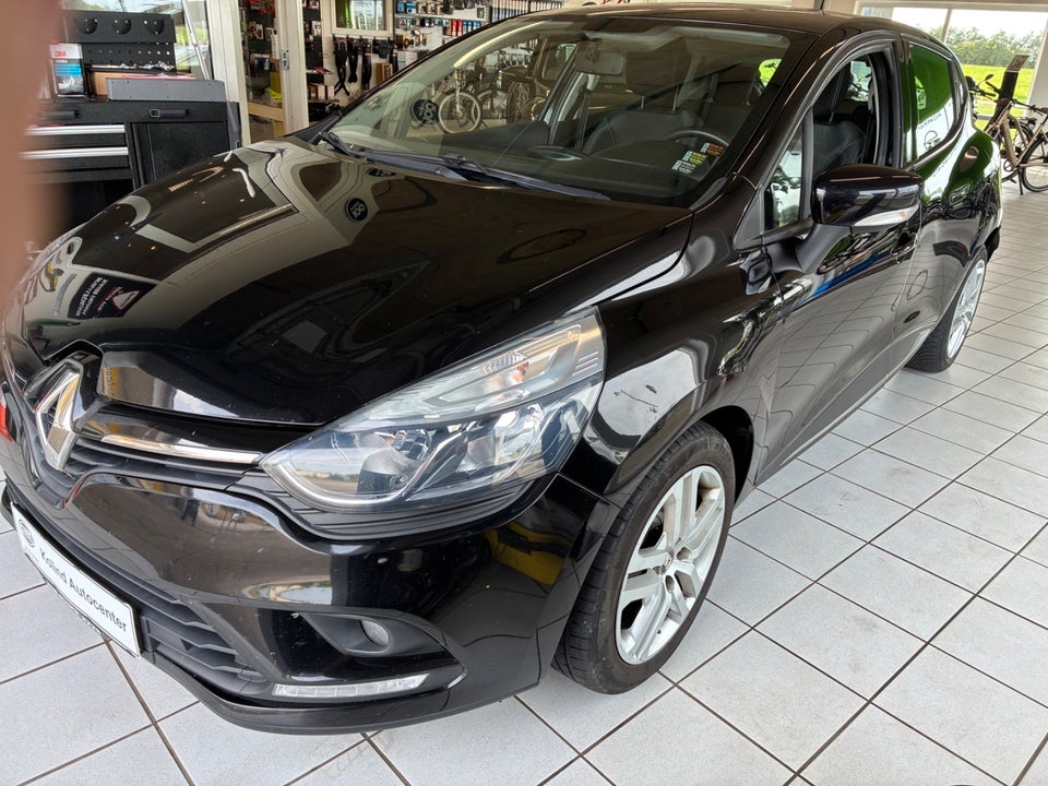 Renault Clio IV 0,9 TCe 90 Zen 5d