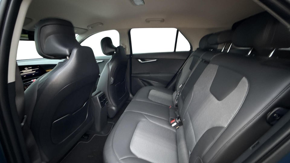 Kia Niro 64 EV Prestige 5d
