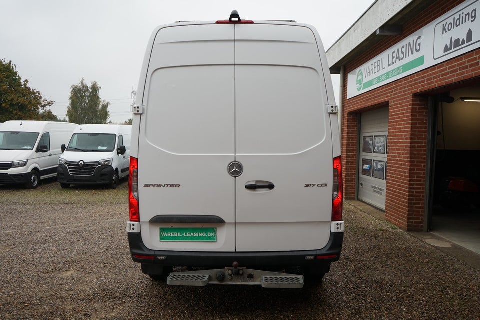 Mercedes Sprinter 317 2,0 CDi A2 Kassevogn aut. RWD