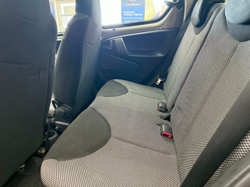 Toyota Aygo 1,0 VVT-i T2 5d