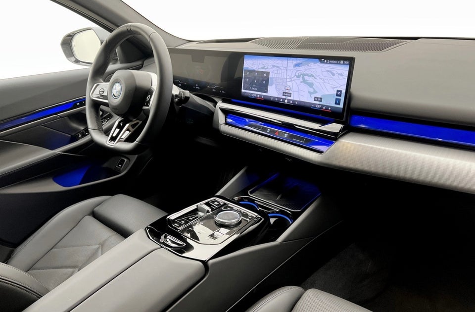 BMW i5 eDrive40 Touring Fully Charged 5d