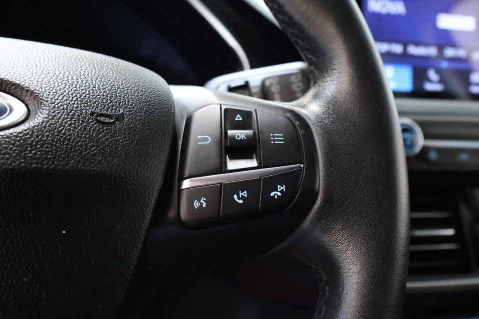 Ford Focus 1,0 EcoBoost Active stc. 5d