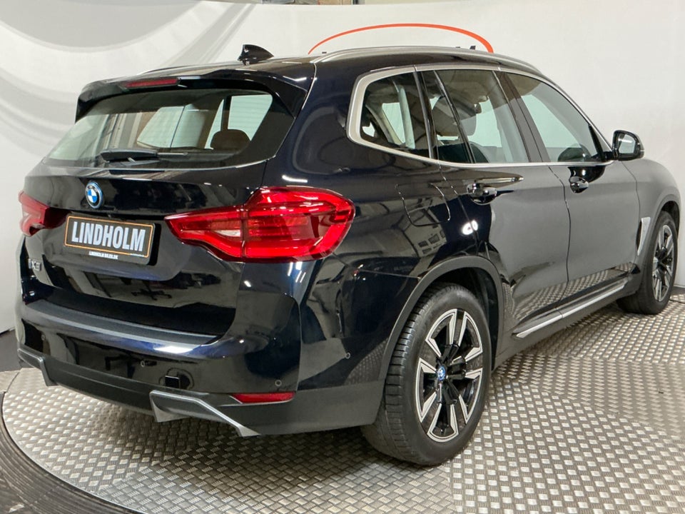 BMW iX3 Charged 5d